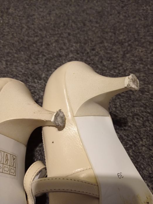 Buty damskie firmy ARANCI Collection