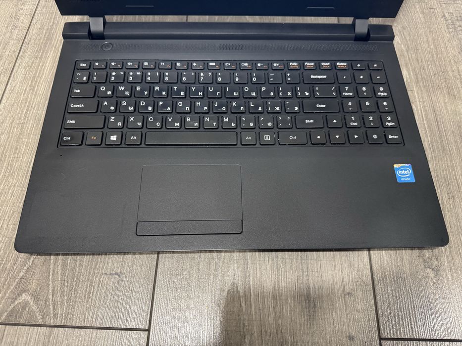 Безшумний ноутбук Lenovo. 8Gb, SSD128Gb, гарний стан та батарея.