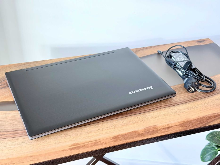 Lenovo IdeaPad S500/ Celeron N1017U / 8GB RAM / 256GB SSD / 15,6 HD