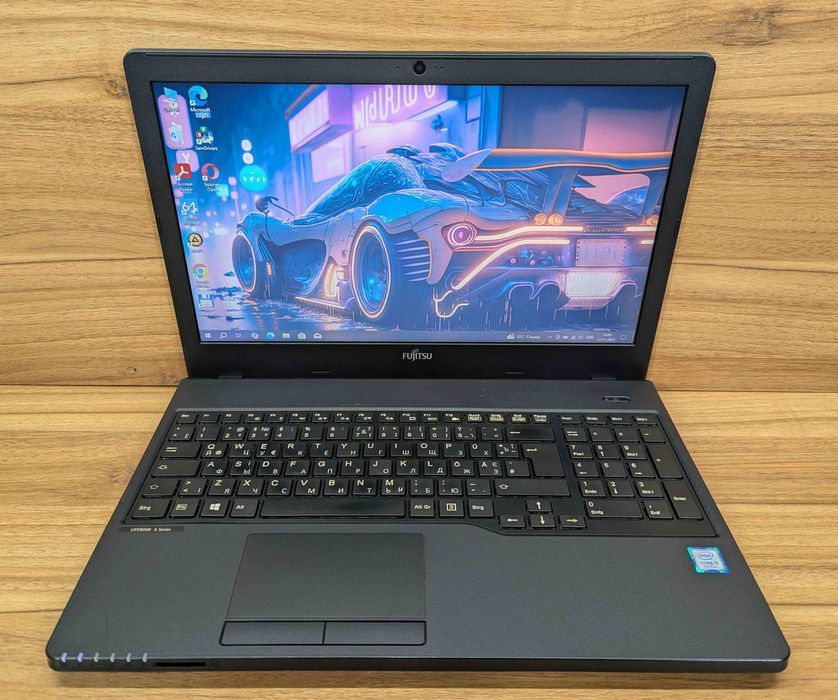 3835/Fujitsu LifeBook A357/15,6"/Intel I5-7200U/240 GB SSD/RAM 8 GB/