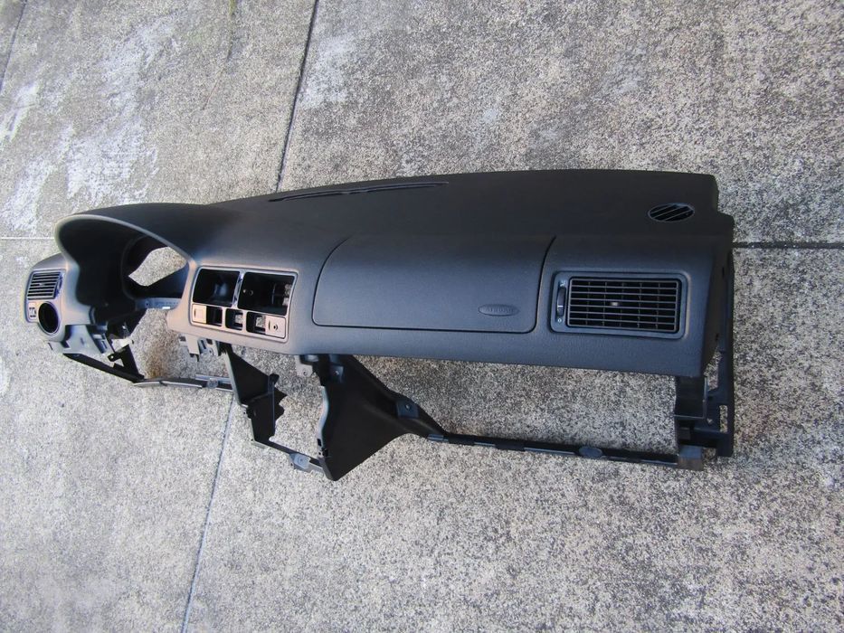 Tablier VW GOLF IV  usado em bom estado