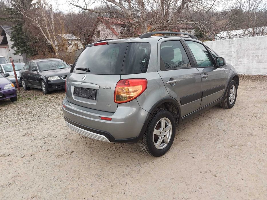Suzuki SX4 2006r.4x4.1,6benzyna.107KM.142tys.Klimatronik.KsiążkaSerwis