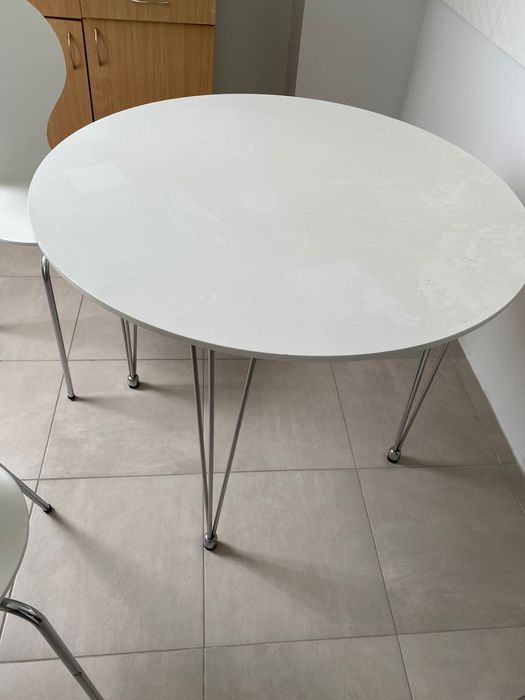 Стол jusk и 2стула