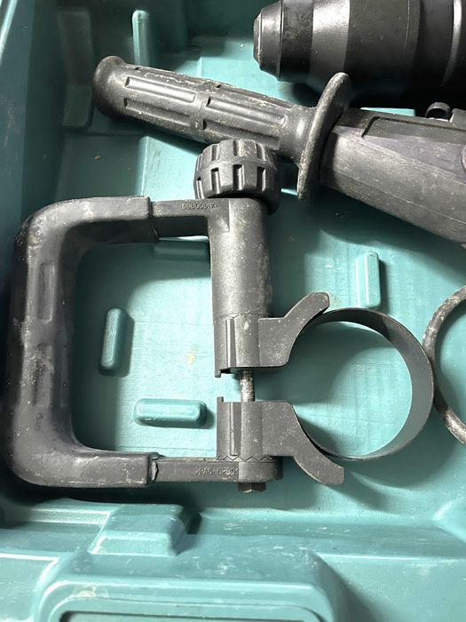 Martelo Elétrico Goldex com Caixa e Ponteiro