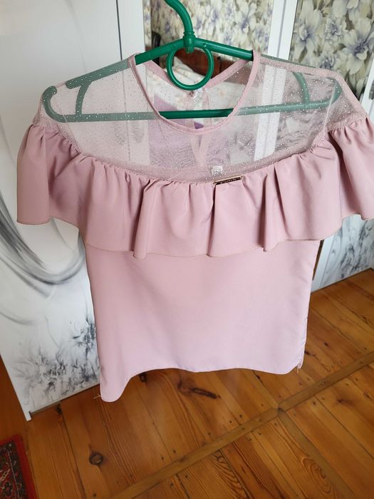 Блузка шкільна  р. 140