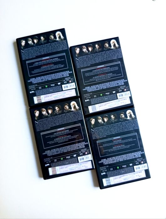 4 DVDs A Guerra dos Tronos da segunda série disco 2 - 3 - 4 - 5 com os  episódios número 2 ao 10