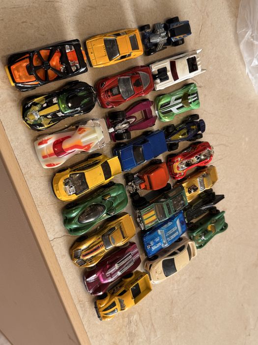 Машинки хот вилс оригинал