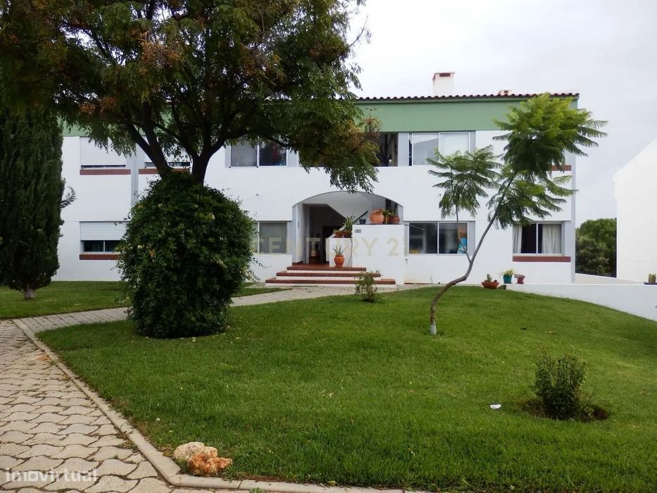 Apartamento T2 na Urbanização Colinas do Sol – Vilamoura - PERTO DO PI — Quarteira, Faro