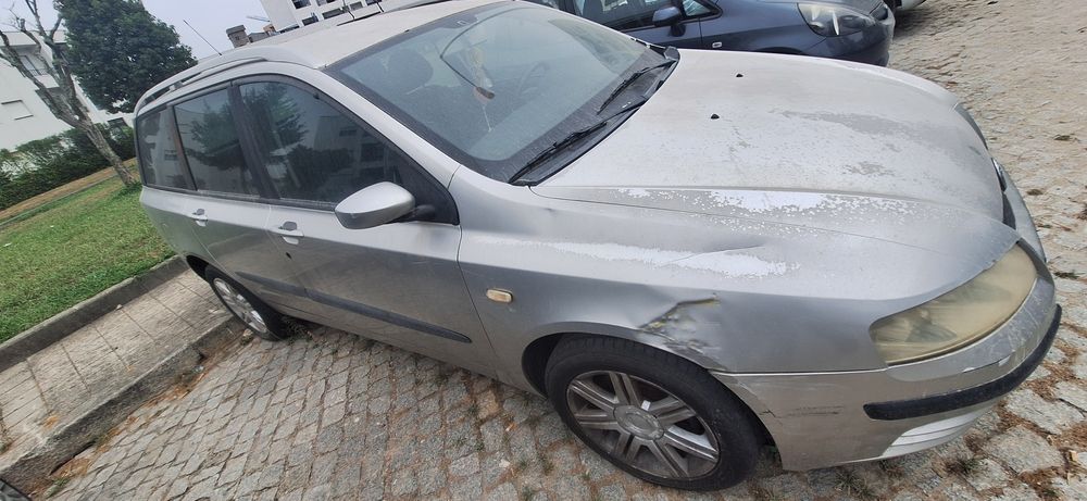 Fiat Stilo 1.9 JTD - Com inspeção e IUC pago (Motor Avariado) foto 2