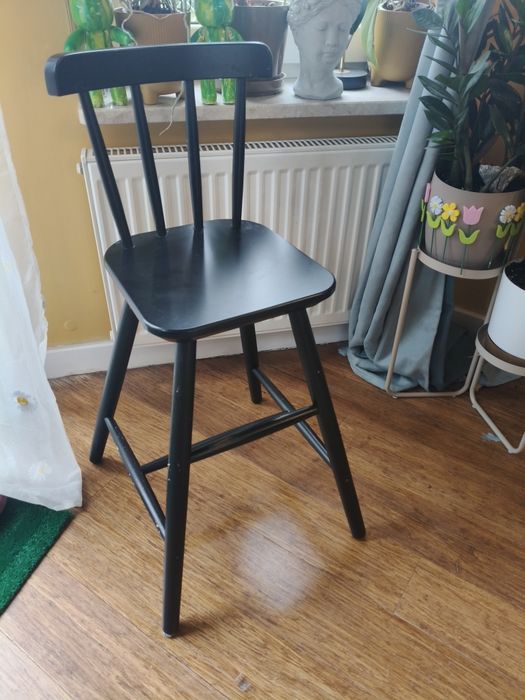 Krzesełko dla dzieci Ikea z podnóżkiem