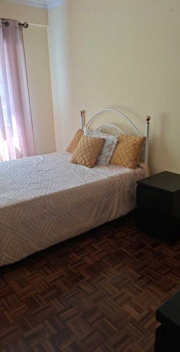 Quarto para arrendar