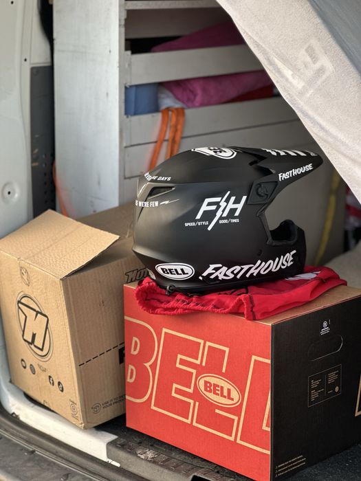 Capacete BELL MX 9 NOVO