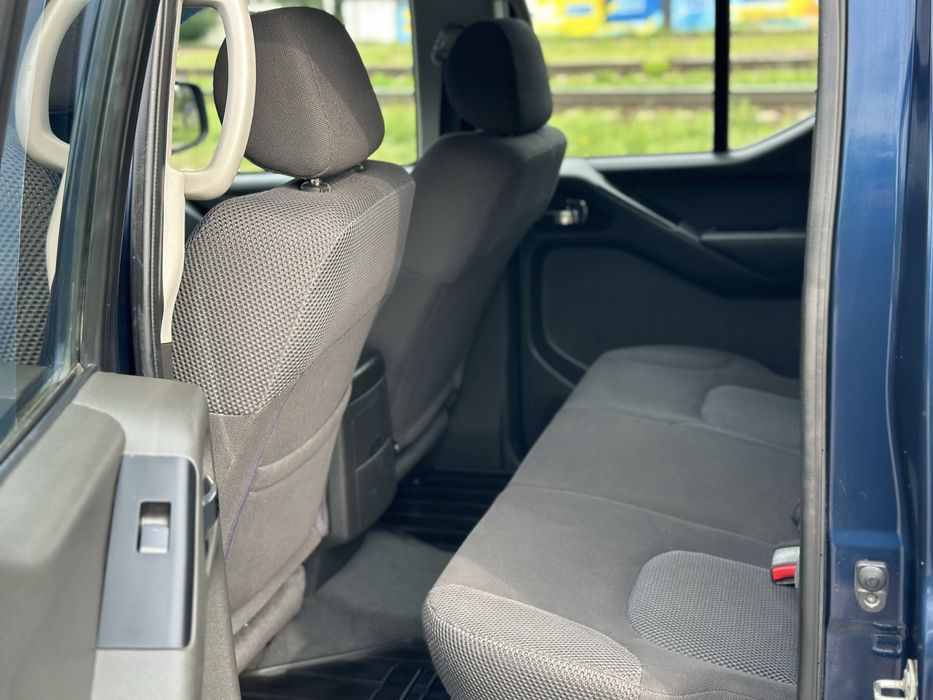 Nissan Navara 2009 год • 2.5 дизель