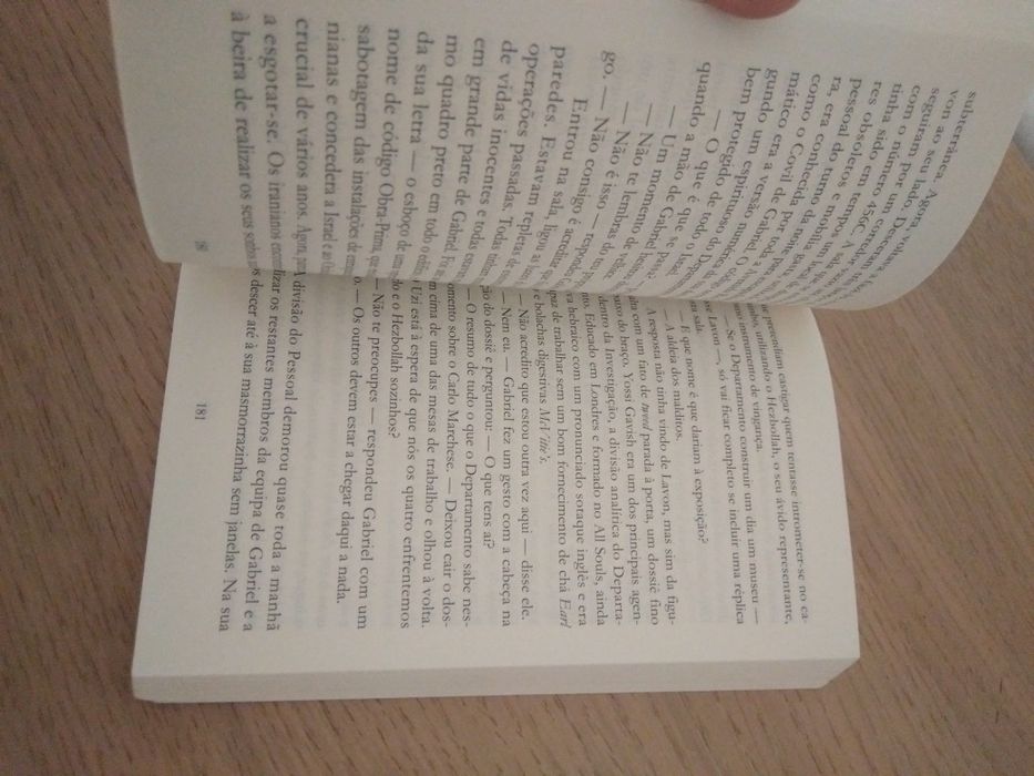 Livro "O anjo caído"