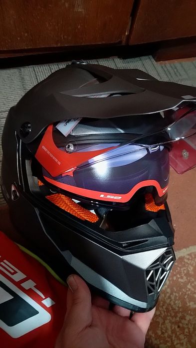 Nowy Kask LS2 rozmiar L