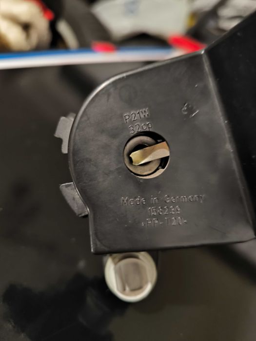 wkład lampy tylny lewy bmw e60