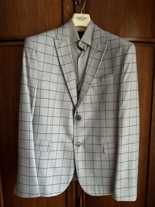 Мужской классический костюм