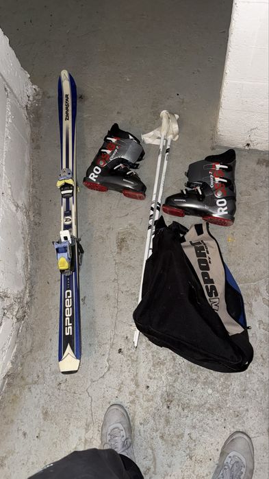 Buty ROSSIGNOL, narty DYNASTAR, kijki + kask z okularami