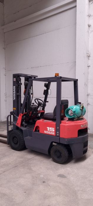 Empilhador Nissan - 1500kg