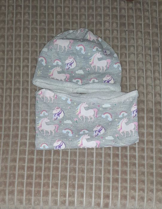 Шапочка для дівчинки