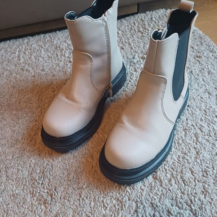 Buty jesienne dla dziewczynki