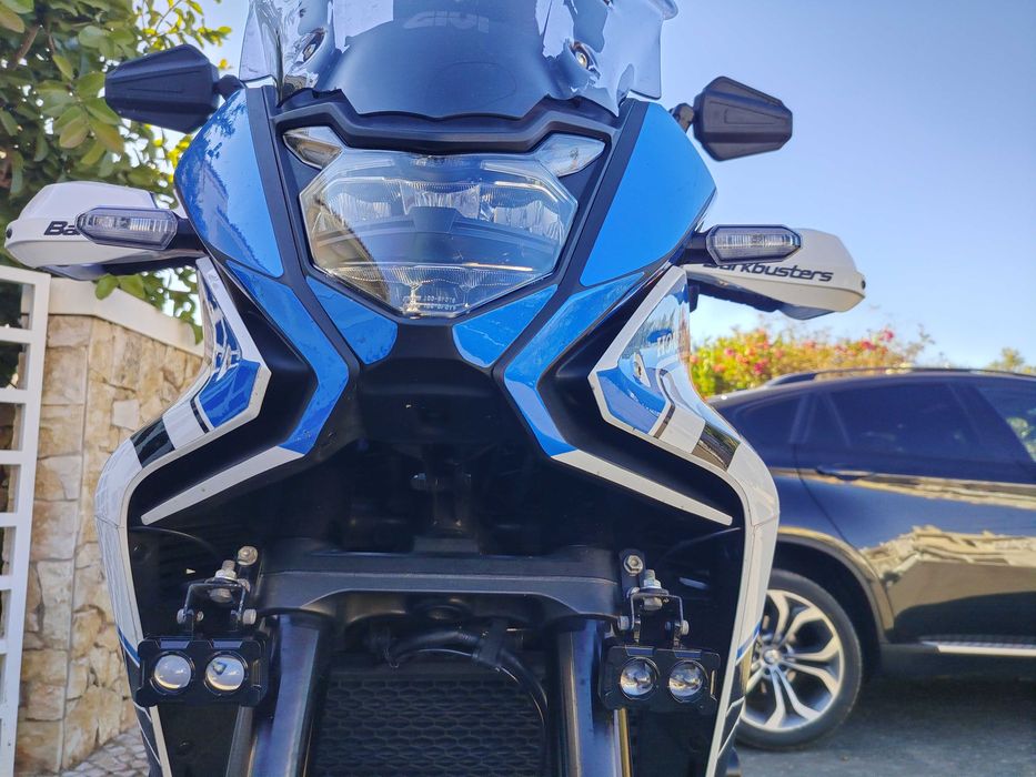 Honda Transalp (+ €2000 extras)