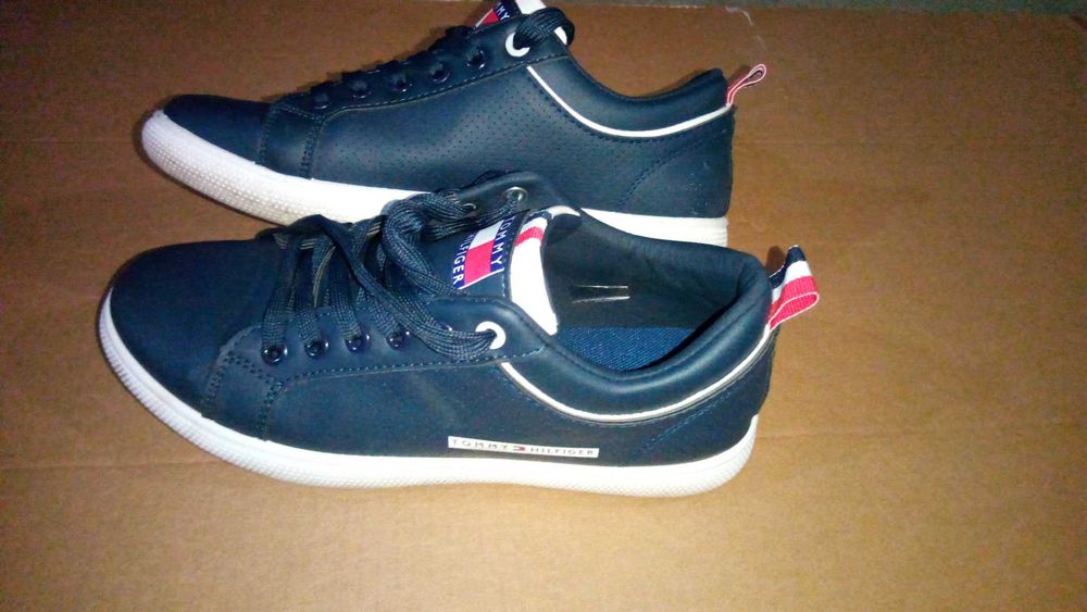 Bicicleta cabide sapatilhas adidas Tiffosi Tommy Sonic puma