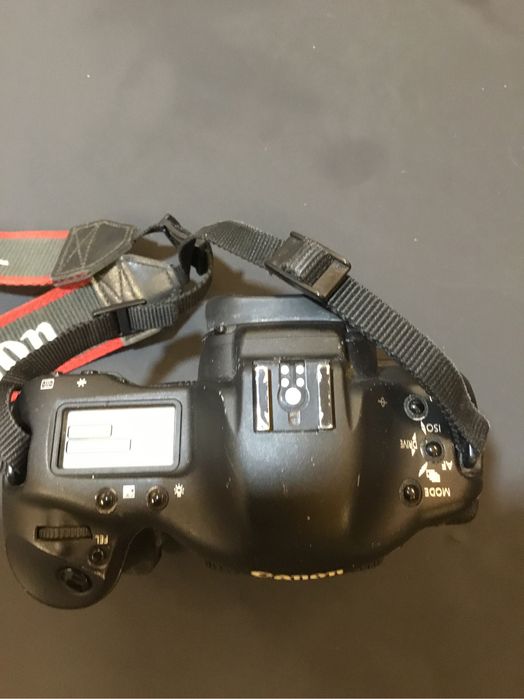 Canon eos 1DS mark II digital camera