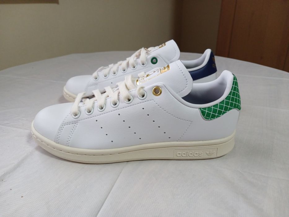Кросівки Жіночі Stan Smith Originals GW6752