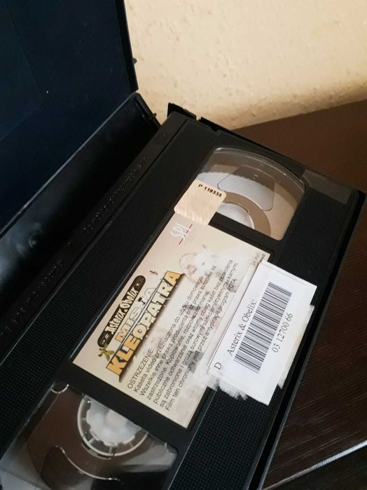 Kaseta VHS film "Asterix i Obelix ~ Misja Kleopatra"