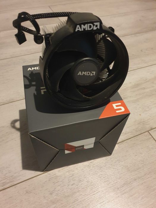 AMD Ryzen 5 1500X z chłodzeniem