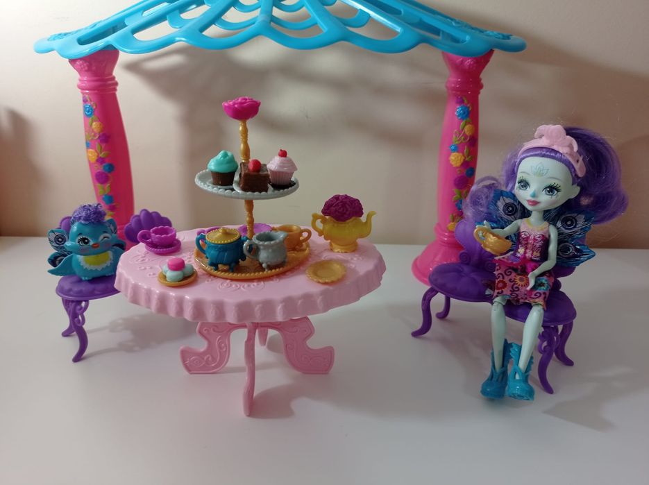 Brinquedo Enchantimals chá no jardim