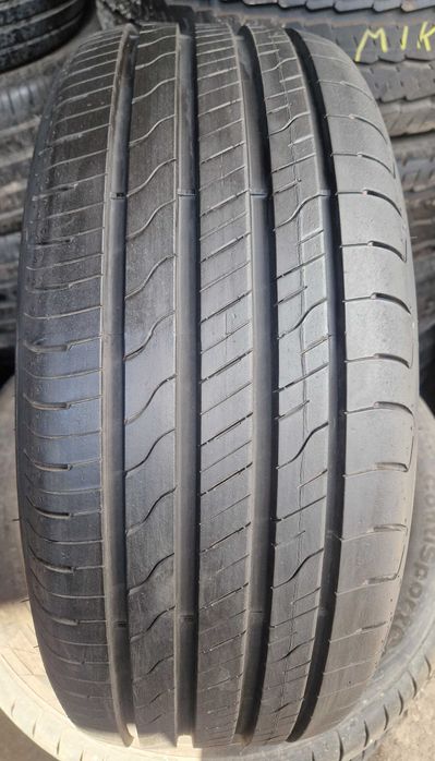Opona letnia Goodyear EfficientGrip Performance2 215/50R17 95W XL 1szt