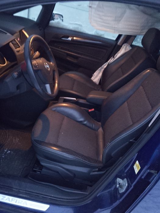 Zafira B 2.2 Direct Automat  2005 Części