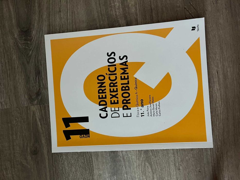 Livros escolares secundário Física e Química
