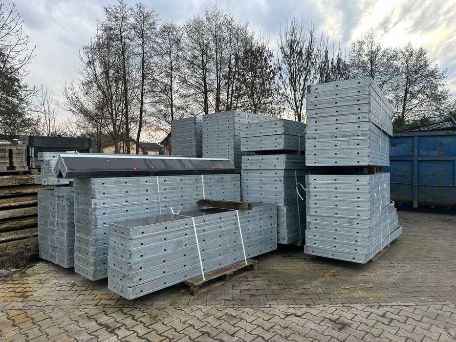 Szalunki ścienne, szalunek typ RASTO 105m2 Altrad Midi Box nie używane