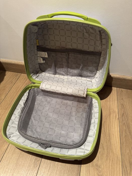 Conjunto malas viagem (cabine) - marca: “SEGUE…”