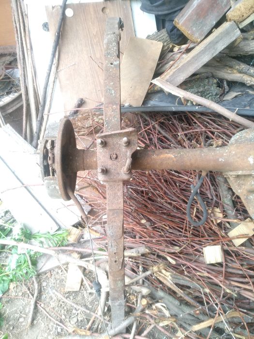 Задний мост з машини из ступицами