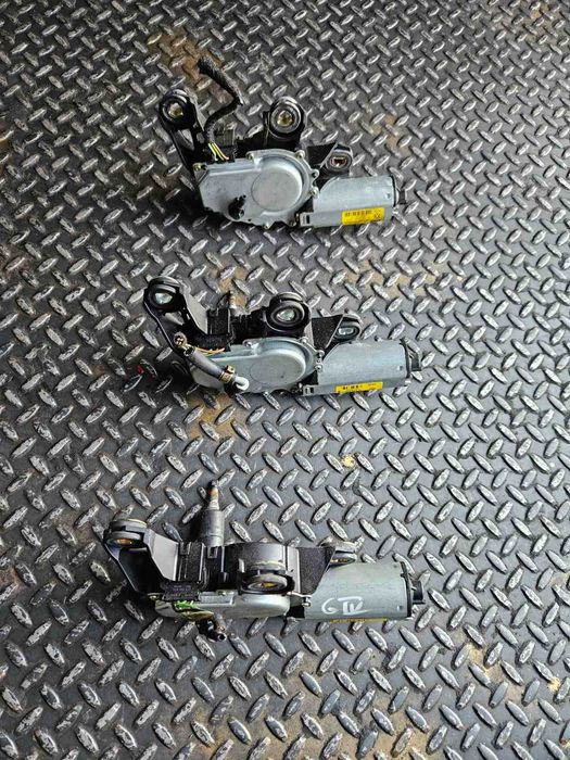 Моторчик дворника задний VW Golf-4