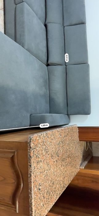 Sofa com chaise longue