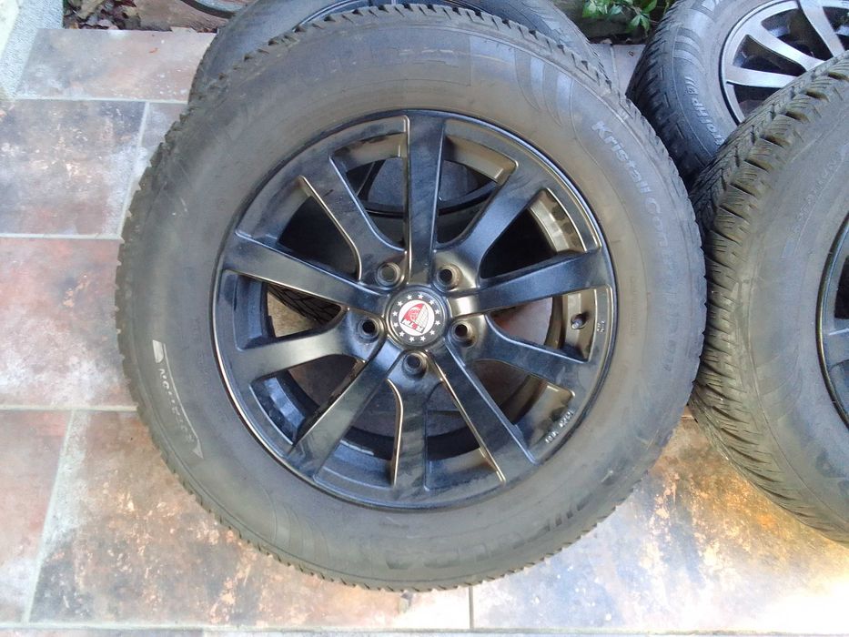 Koła zimowe 5x114,3 16 Kia,Hyundai,Vivaro,Trafic,Nissan!215/65/16 7mm