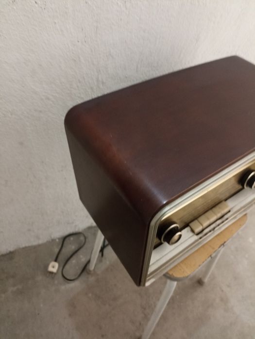 Vendo rádio a funcionar