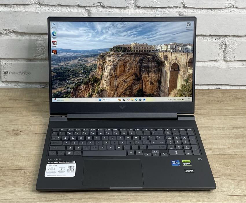 Сучасний ігровий ноутубук HP Victus 16 i7-13700HX RTX 4060 16GB DDR5 1TB
