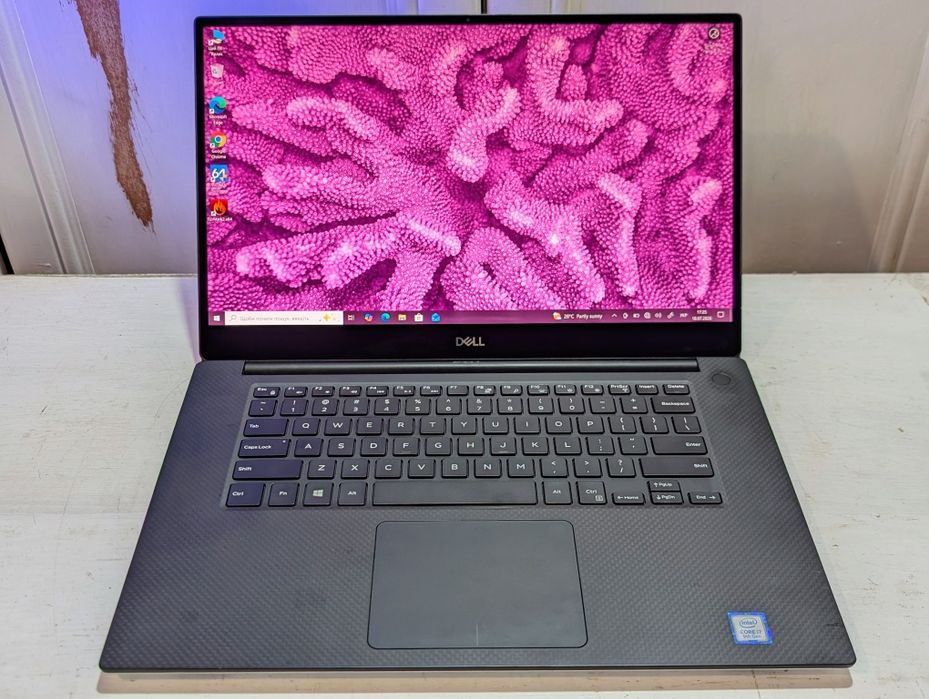 Dell XPS 7590 4K_i7-9750H_GTX 1650