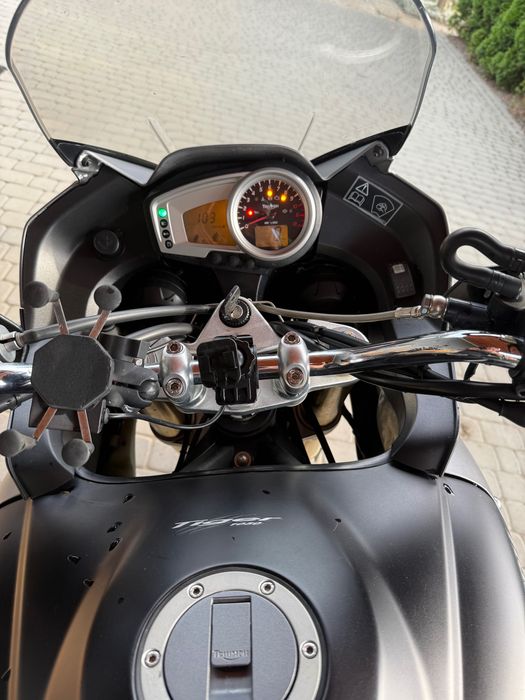 Triumph tiger 1050 rok 2009 abs
