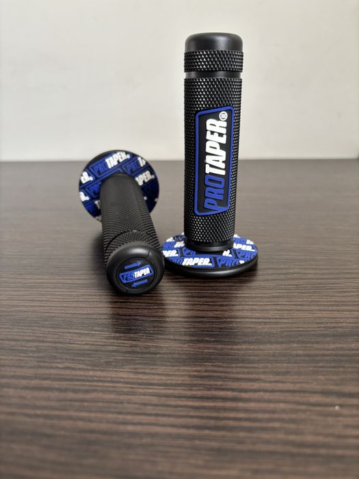 Гріпси на мотоцикл