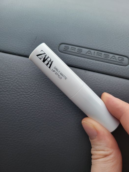 Pomadka Zara Daily Matte Lip Stylo – Caramel