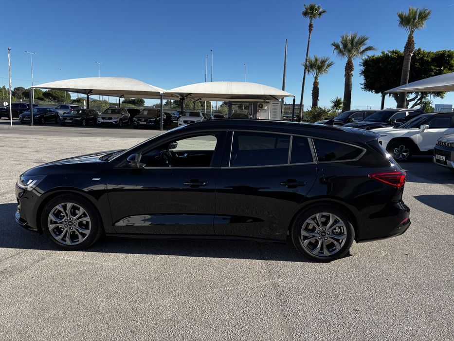 Ford Focus station ST line X  , plano de manutencāo 4 anos!