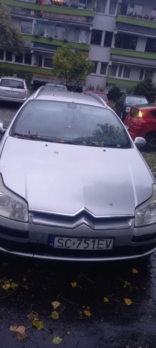 Komfortowe i ekonomiczne auto bez rdzy w automacie