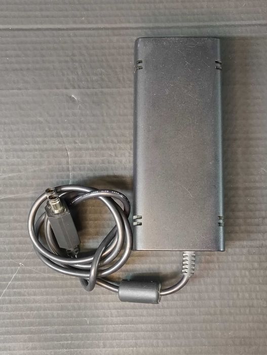 Zasilacz XBOX 360 X360 SLIM E | Sklep Będzie Granie Wrocław Psie Pole